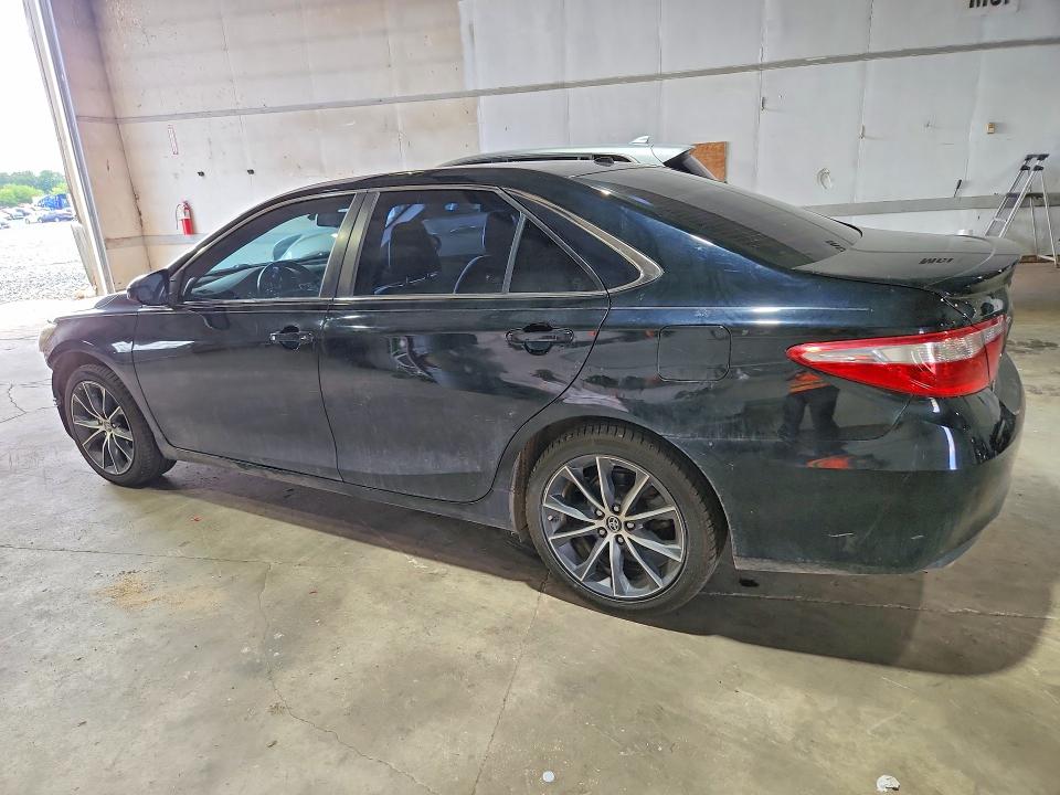 2015 Toyota Camry მანქანა იყიდება აუქციონზე, vin: 4T1BK1FK0FU563547, აუქციონის ნომერი: 60357366
