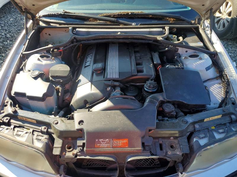 60298436 :رقم المزاد ، WBAAV53451FJ71274 vin ، 2001 Bmw 330 مزاد بيع