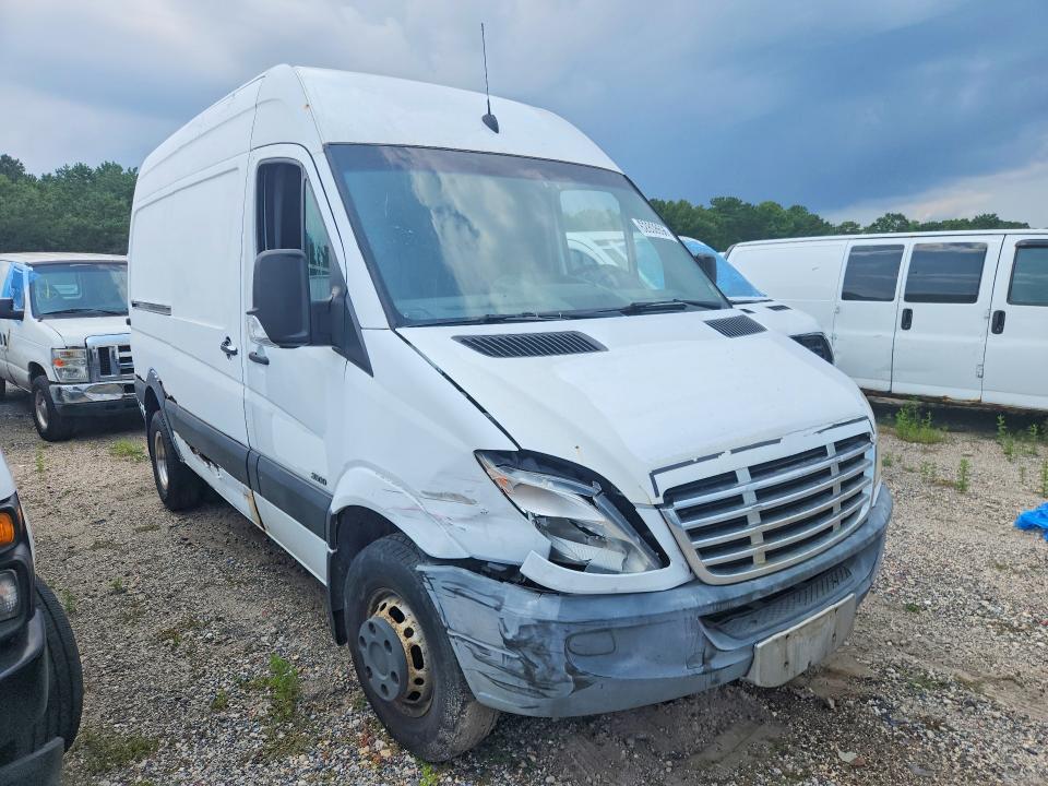 Продажа на аукционе авто 2011 Freightliner Sprinter, vin: WDYPF0CC0B5532653, номер лота: 62808696