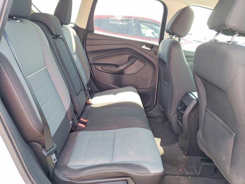 60925706 :رقم المزاد ، 1FMCU0GX8DUD27700 vin ، 2013 Ford Escape مزاد بيع