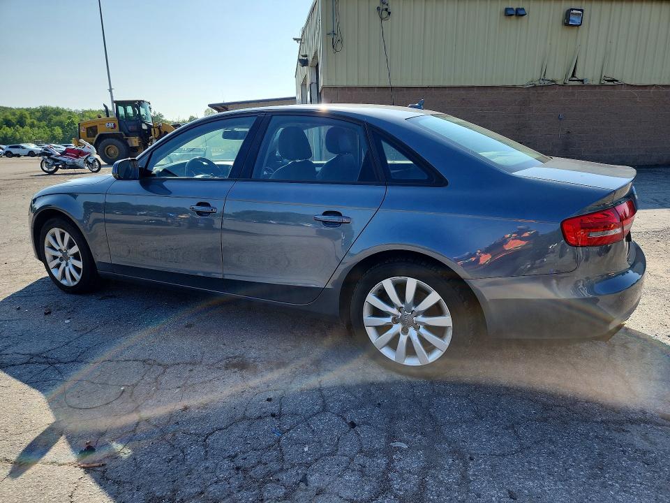2013 Audi A4 მანქანა იყიდება აუქციონზე, vin: WAUBFAFL0DN041362, აუქციონის ნომერი: 62432136