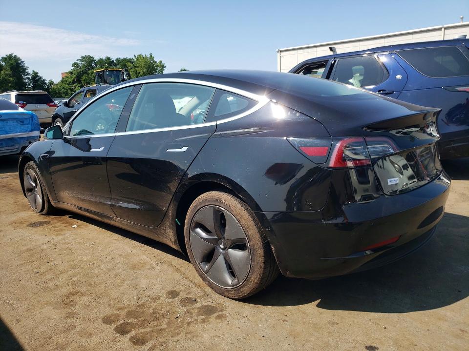 Продажа на аукционе авто 2018 Tesla Model 3, vin: 5YJ3E1EB9JF150304, номер лота: 62662746