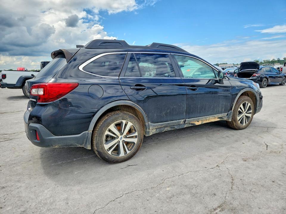 60167606 :رقم المزاد ، 4S4BSANC5J3200783 vin ، 2018 Subaru Outback مزاد بيع