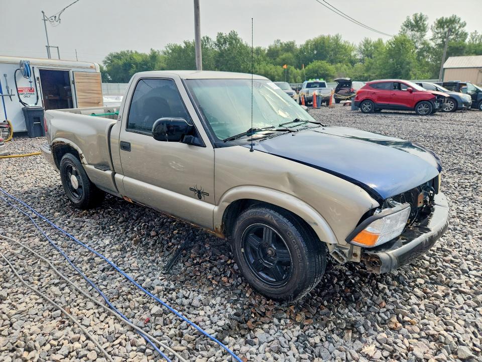 2000 Gmc Sonoma მანქანა იყიდება აუქციონზე, vin: 1GTCS1452Y8206310, აუქციონის ნომერი: 61356566