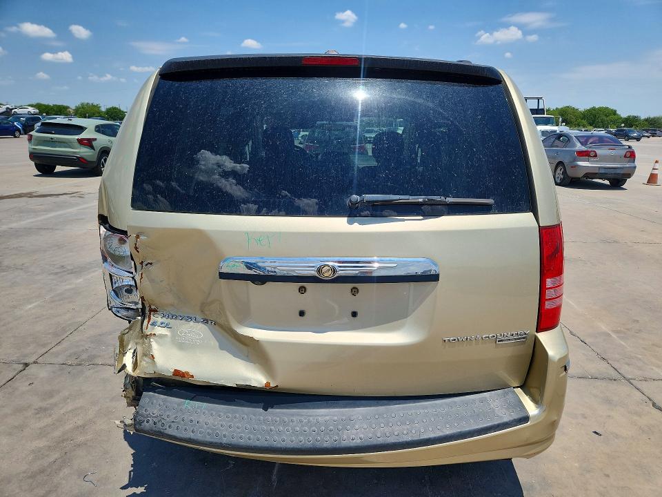 2010 Chrysler Town & Country მანქანა იყიდება აუქციონზე, vin: 2A4RR5DX3AR286025, აუქციონის ნომერი: 60312746