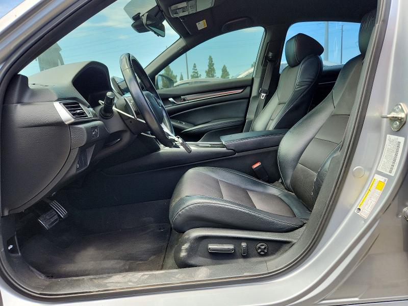 Продажа на аукционе авто 2018 Honda Accord, vin: 1HGCV1F35JA188792, номер лота: 61638656