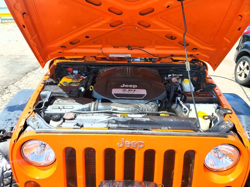 60558996 :رقم المزاد ، 1C4BJWDG9CL214598 vin ، 2012 Jeep Wrangler Unlimited مزاد بيع