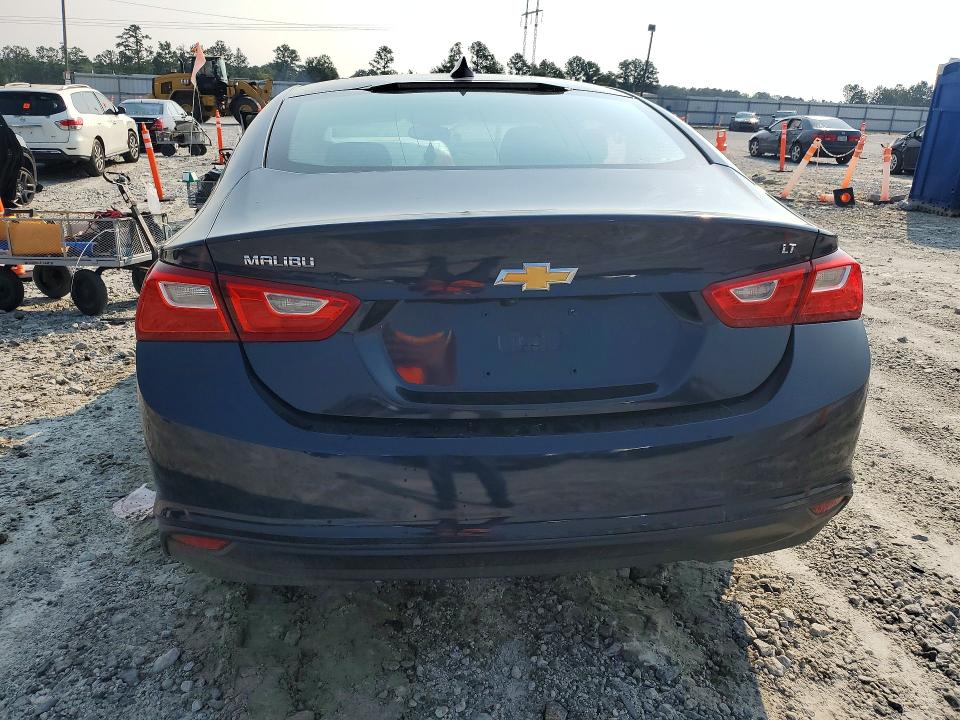 63308696 :رقم المزاد ، 1G1ZD5ST3JF121869 vin ، 2018 Chevrolet Malibu مزاد بيع
