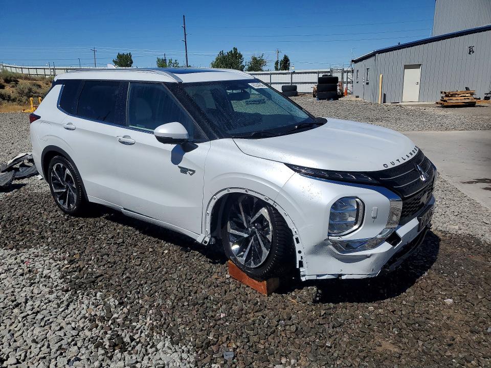 Продажа на аукционе авто 2023 Mitsubishi Outlander, vin: JA4T5VA93PZ033793, номер лота: 63244346