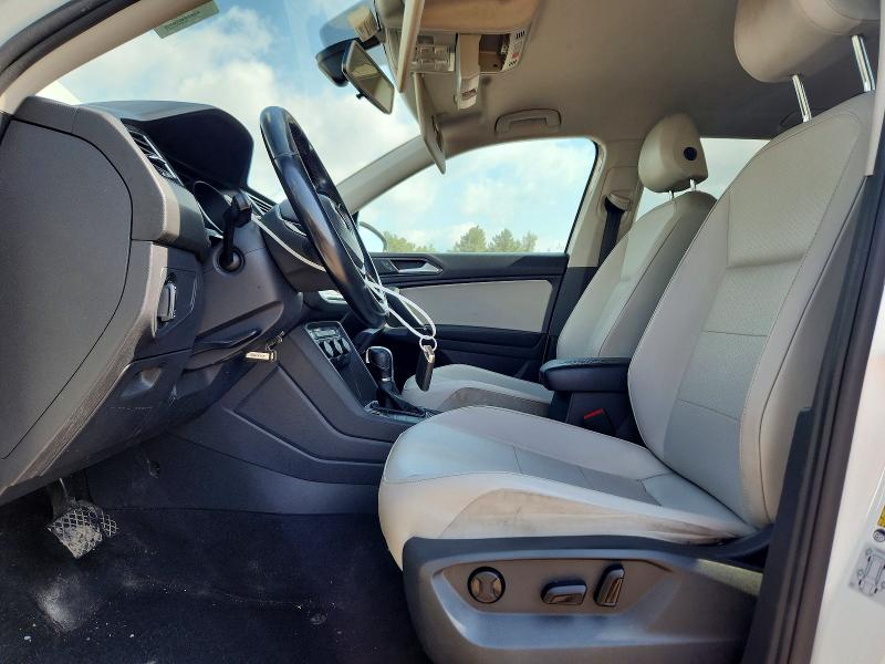 Продаж на аукціоні авто 2018 Volkswagen Tiguan, vin: 3VV2B7AX4JM140334, номер лоту: 61603386