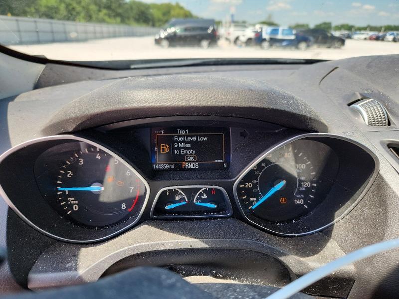 60971026 :رقم المزاد ، 1FMCU9G97HUB75002 vin ، 2017 Ford Escape مزاد بيع