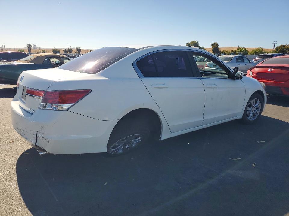 62996986 :رقم المزاد ، 1HGCP2F60CA102821 vin ، 2012 Honda Accord مزاد بيع