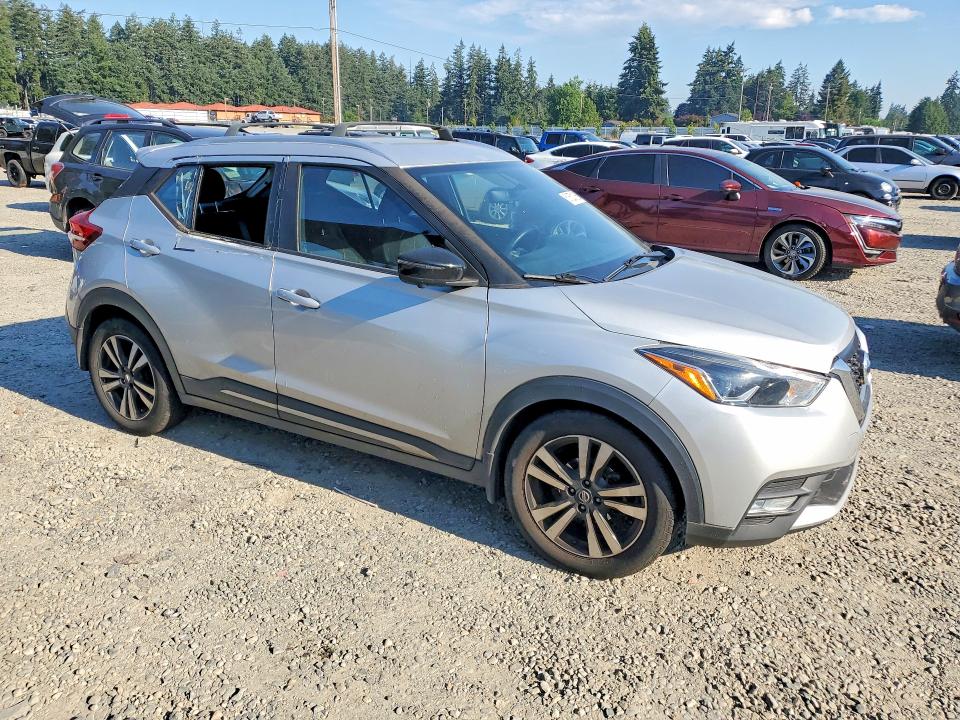 Aukcja sprzedaży 2018 Nissan Kicks, vin: 3N1CP5CUXJL539625, numer aukcji: 61633106