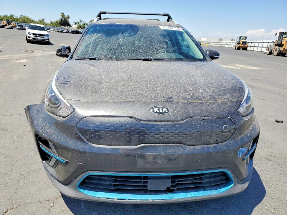61197756 :رقم المزاد ، KNDCC3LG6L5072861 vin ، 2020 Kia Niro مزاد بيع