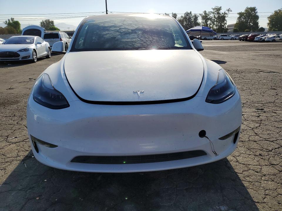Продаж на аукціоні авто 2024 Tesla Model Y, vin: 7SAYGDEE9RA233710, номер лоту: 61154146