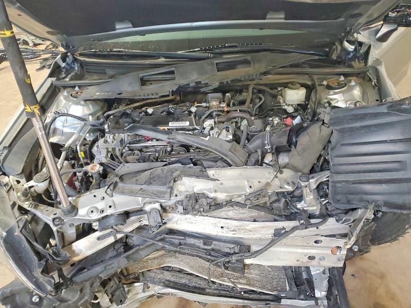 58745196 :رقم المزاد ، 4T1C11AK5MU563135 vin ، 2021 Toyota Camry مزاد بيع