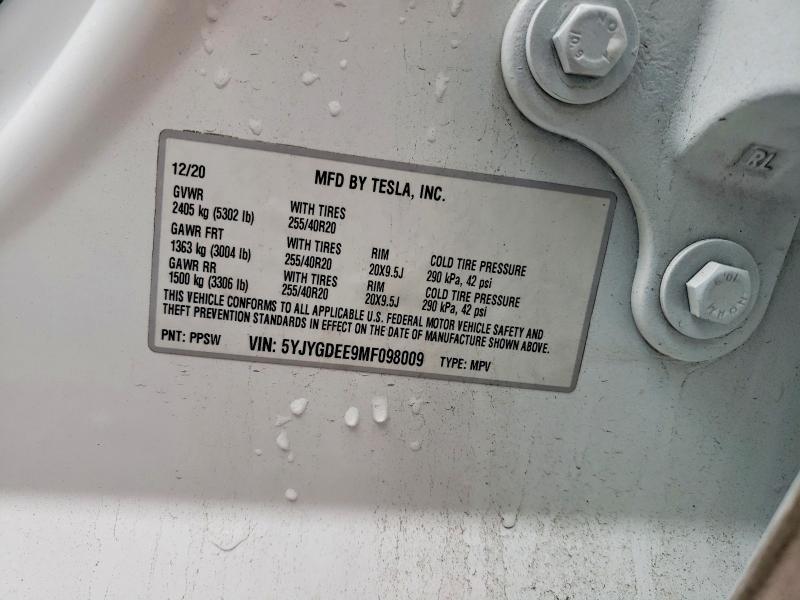 59297956 :رقم المزاد ، 5YJYGDEE9MF098009 vin ، 2021 Tesla Model  Y مزاد بيع
