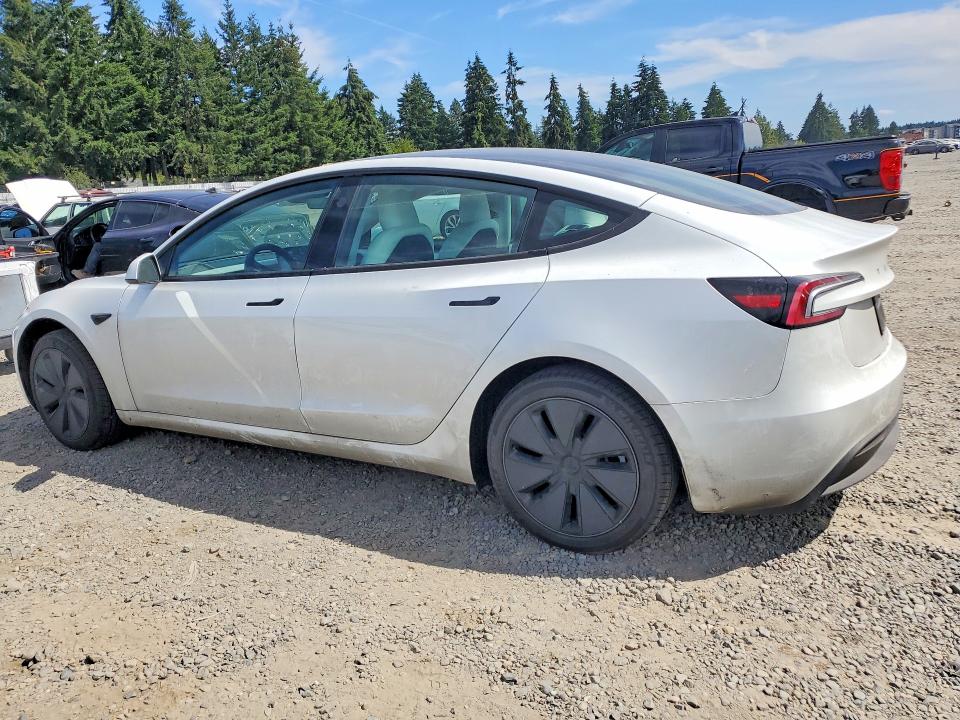 2026 Tesla Model 3 მანქანა იყიდება აუქციონზე, vin: 5YJ3E1EBXTF121221, აუქციონის ნომერი: 60074236