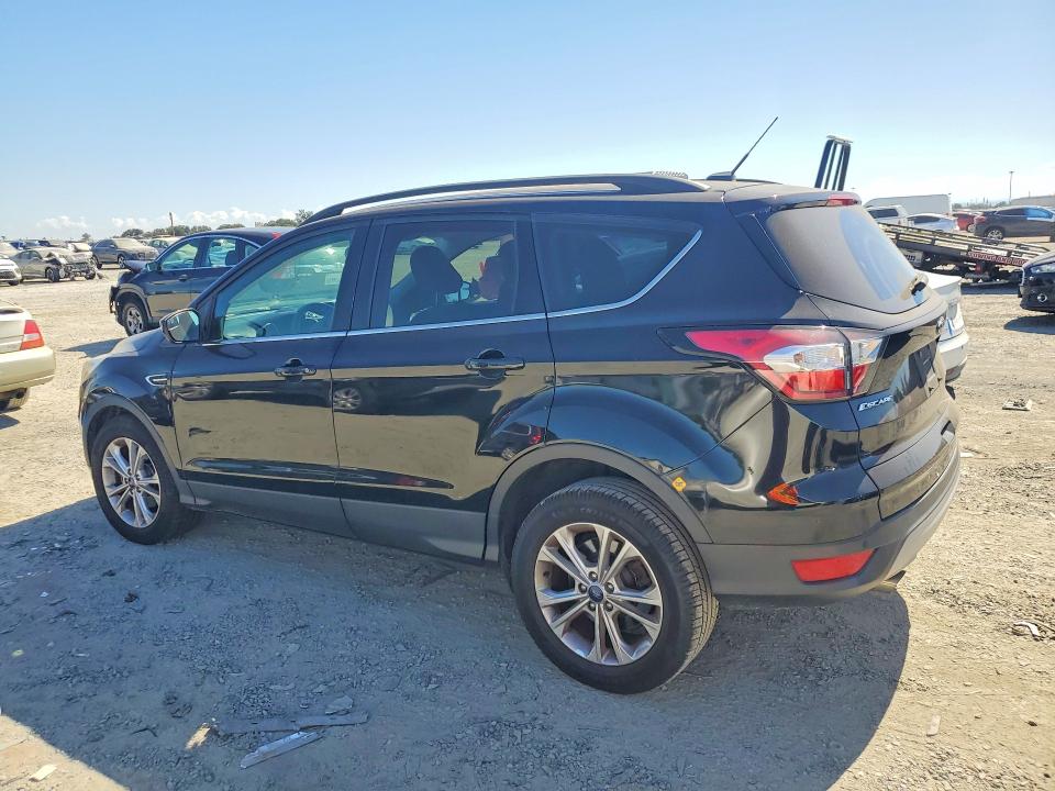 Aukcja sprzedaży 2018 Ford Escape, vin: 1FMCU0GD2JUA74147, numer aukcji: 61331596