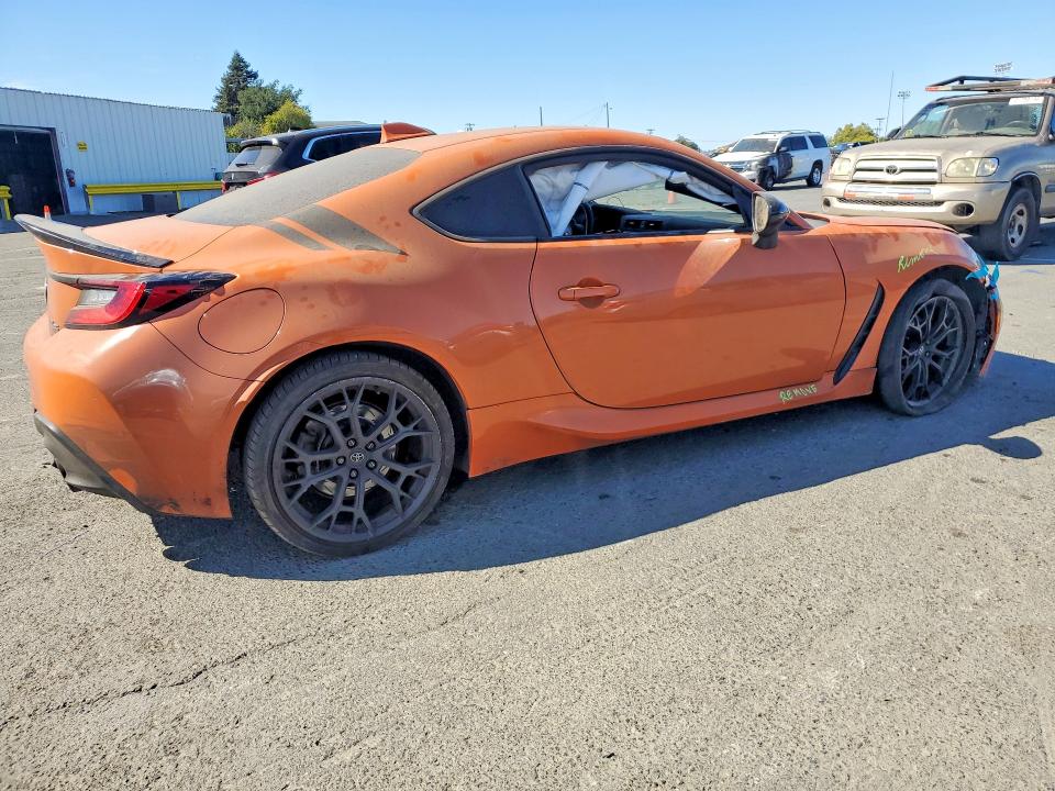 Продажа на аукционе авто 2023 Toyota Gr86, vin: JF1ZNBG19P9755209, номер лота: 61369456