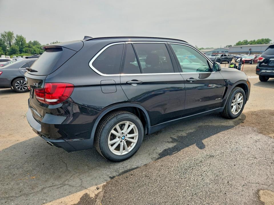 60600966 :رقم المزاد ، 5UXKR0C55F0K67325 vin ، 2015 Bmw X5 مزاد بيع