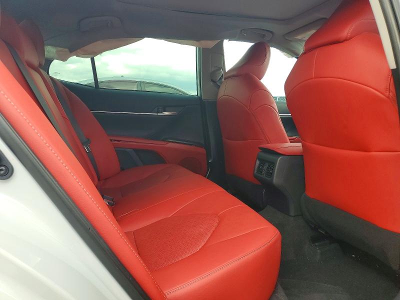 59820806 :رقم المزاد ، 4T1K61AK5RU229143 vin ، 2024 Toyota Camry مزاد بيع