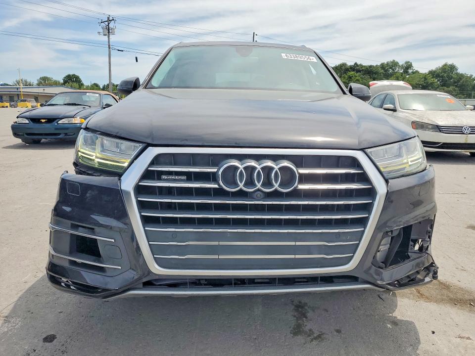 Продажа на аукционе авто 2017 Audi Q7, vin: WA1LAAF78HD004607, номер лота: 63389556