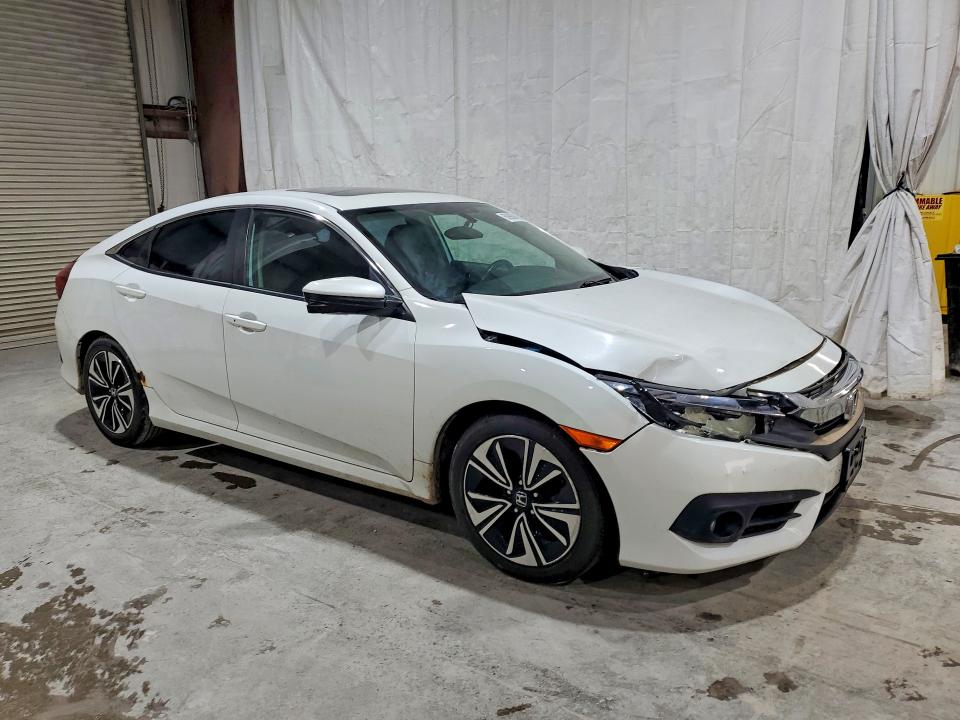 Продаж на аукціоні авто 2016 Honda Civic, vin: 2HGFC1F72GH643971, номер лоту: 60990946
