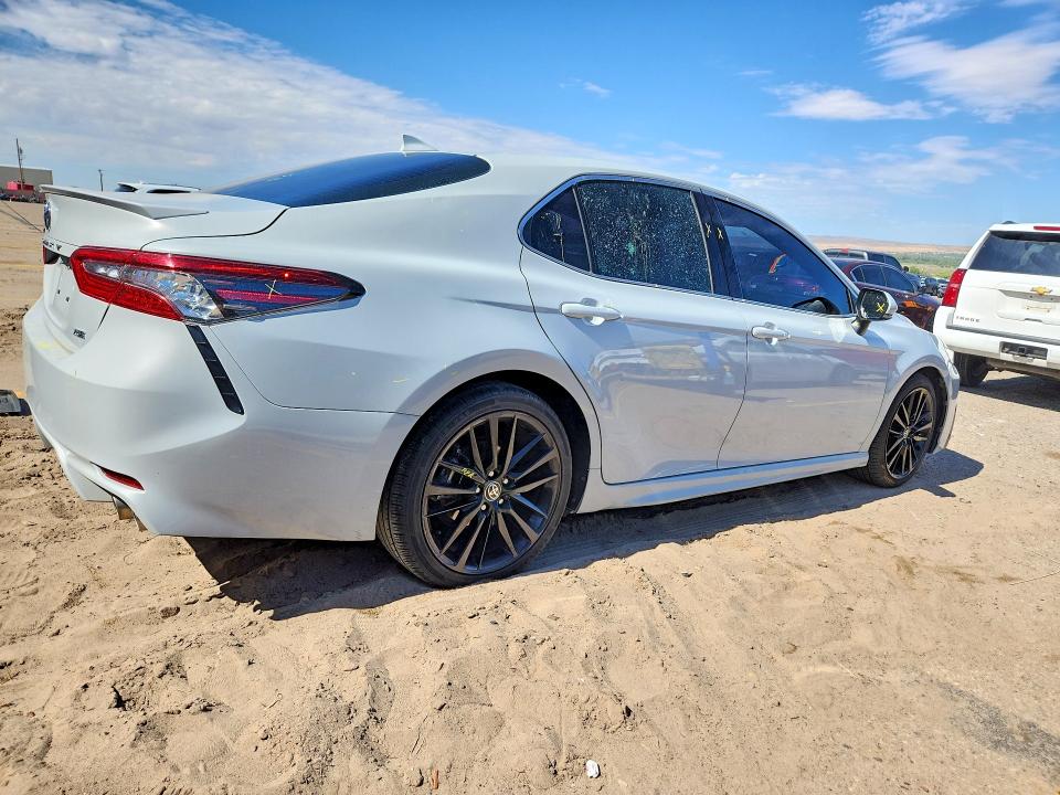 62332166 :رقم المزاد ، 4T1K61AK4PU128673 vin ، 2023 Toyota Camry مزاد بيع