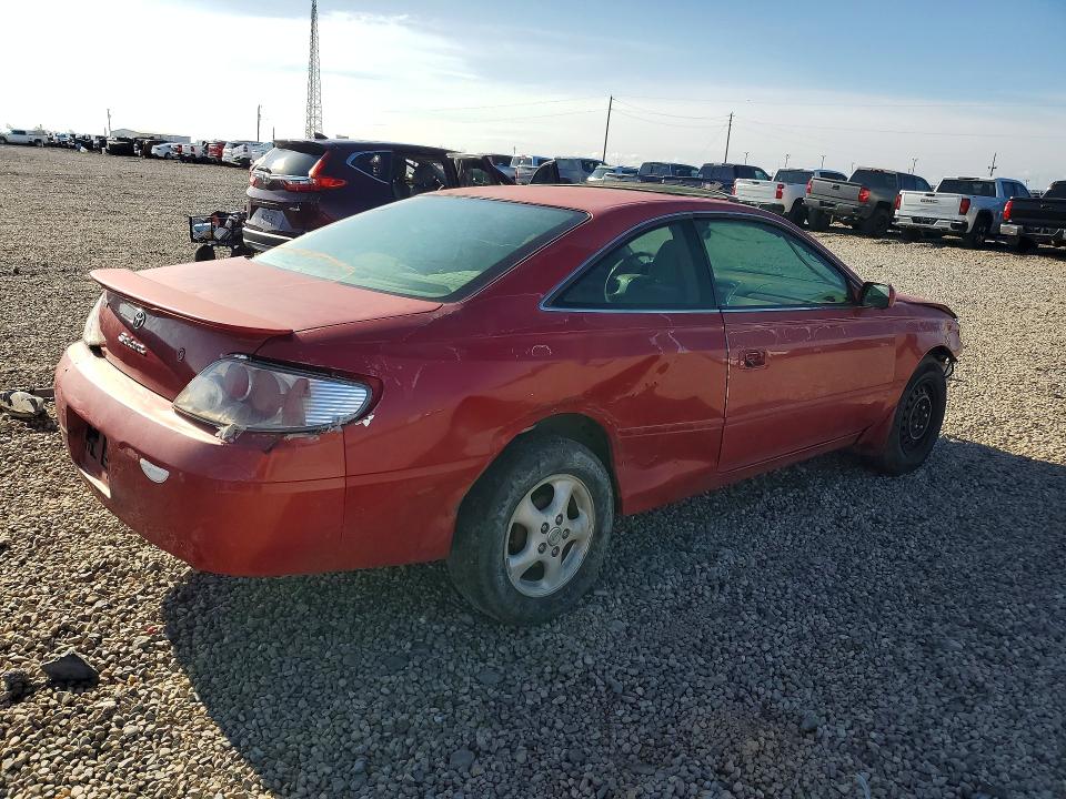 61362636 :رقم المزاد ، 2T1CE22P62C004793 vin ، 2002 Toyota Camry Solara مزاد بيع