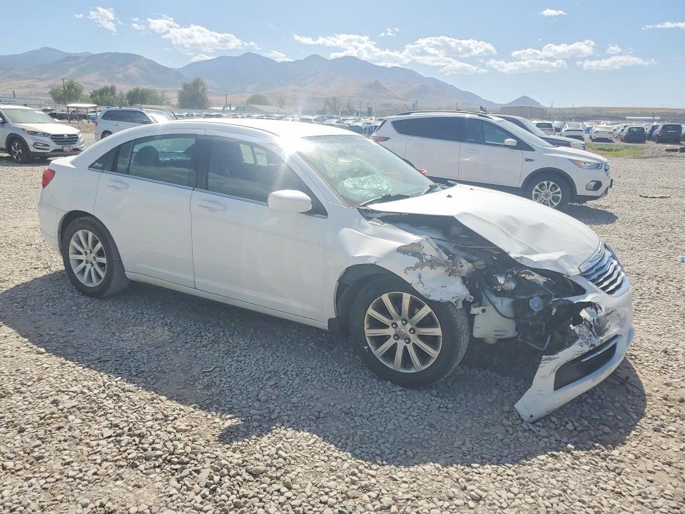 Продажа на аукционе авто 2014 Chrysler 200, vin: 1C3CCBBG9EN114328, номер лота: 60818576