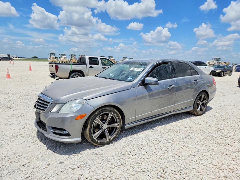 2013 Mercedes-benz E მანქანა იყიდება აუქციონზე, vin: WDDHF5KB0DA706548, აუქციონის ნომერი: 59741056