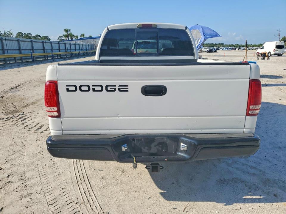 62941286 :رقم المزاد ، 1B7HL38N82S607556 vin ، 2002 Dodge Dakota مزاد بيع