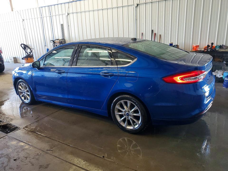 2017 Ford Fusion მანქანა იყიდება აუქციონზე, vin: 3FA6P0HDXHR272148, აუქციონის ნომერი: 63333616