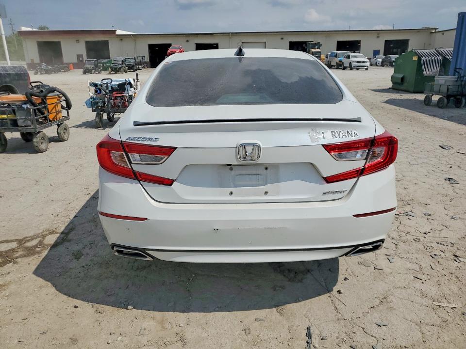 Продажа на аукционе авто 2022 Honda Accord, vin: 1HGCV1F36NA083488, номер лота: 61564266