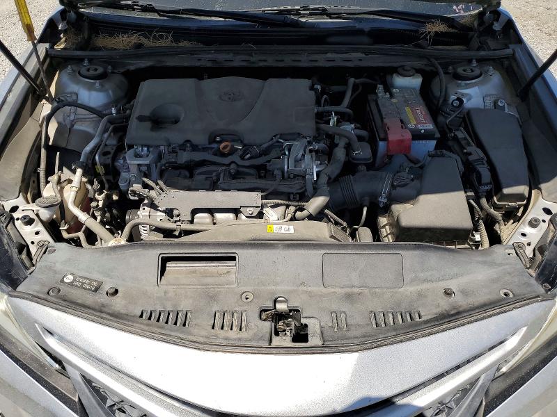 60073426 :رقم المزاد ، 4T1B11HK9KU247977 vin ، 2019 Toyota Camry مزاد بيع