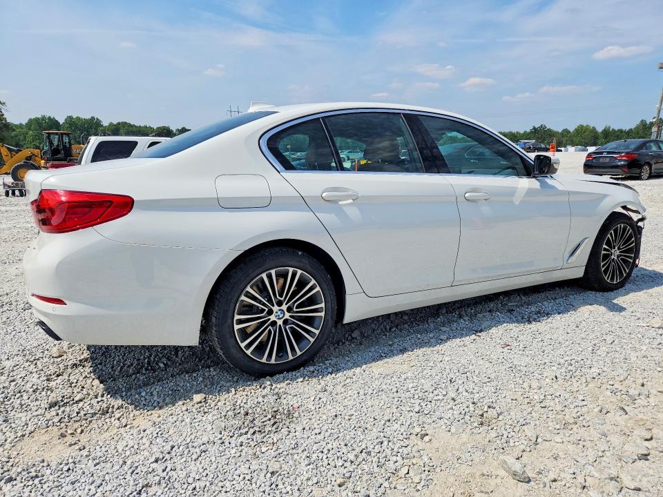 2019 Bmw 540 მანქანა იყიდება აუქციონზე, vin: WBAJE5C51KG919135, აუქციონის ნომერი: 63380306