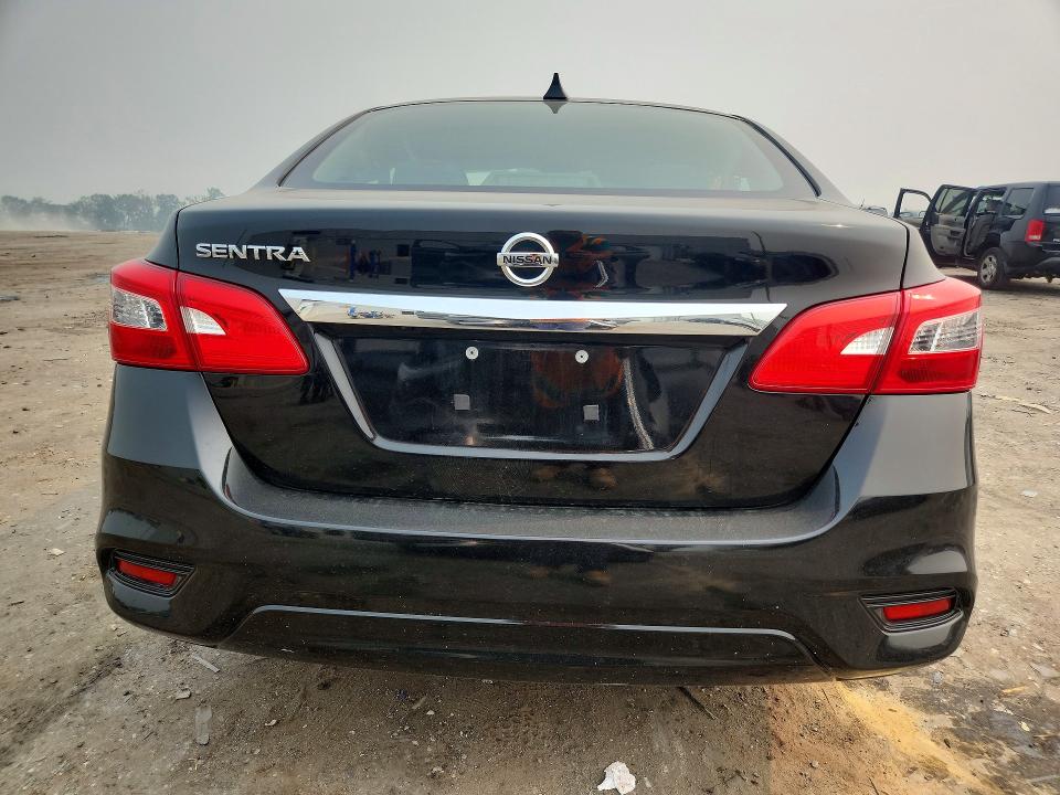 Продажа на аукционе авто 2018 Nissan Sentra, vin: 3N1AB7APXJY220582, номер лота: 61604486