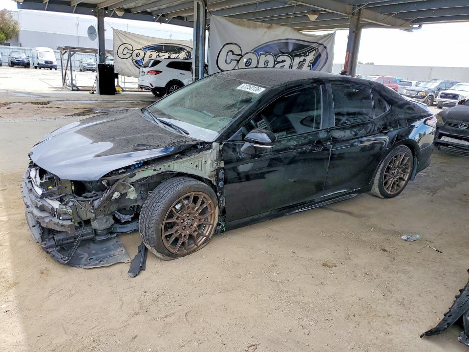 2023 Toyota Camry Hybrid მანქანა იყიდება აუქციონზე, vin: 4T1G31AK2PU048609, აუქციონის ნომერი: 61350136