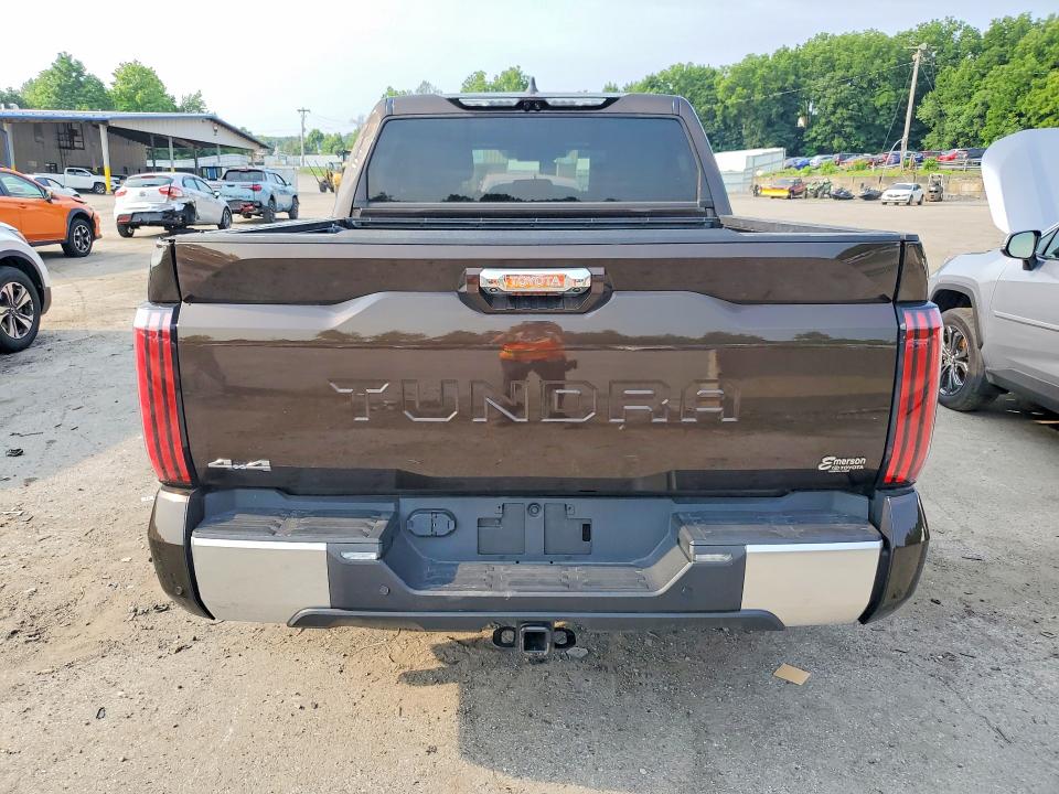 61445026 :رقم المزاد ، 5TFJA5DB0SX268082 vin ، 2025 Toyota Tundra مزاد بيع