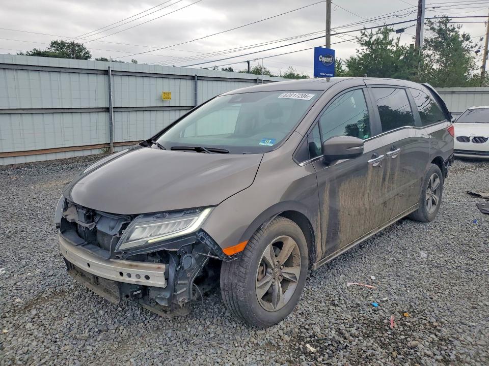 62017206 :رقم المزاد ، 5FNRL6H86JB065496 vin ، 2018 Honda Odyssey مزاد بيع