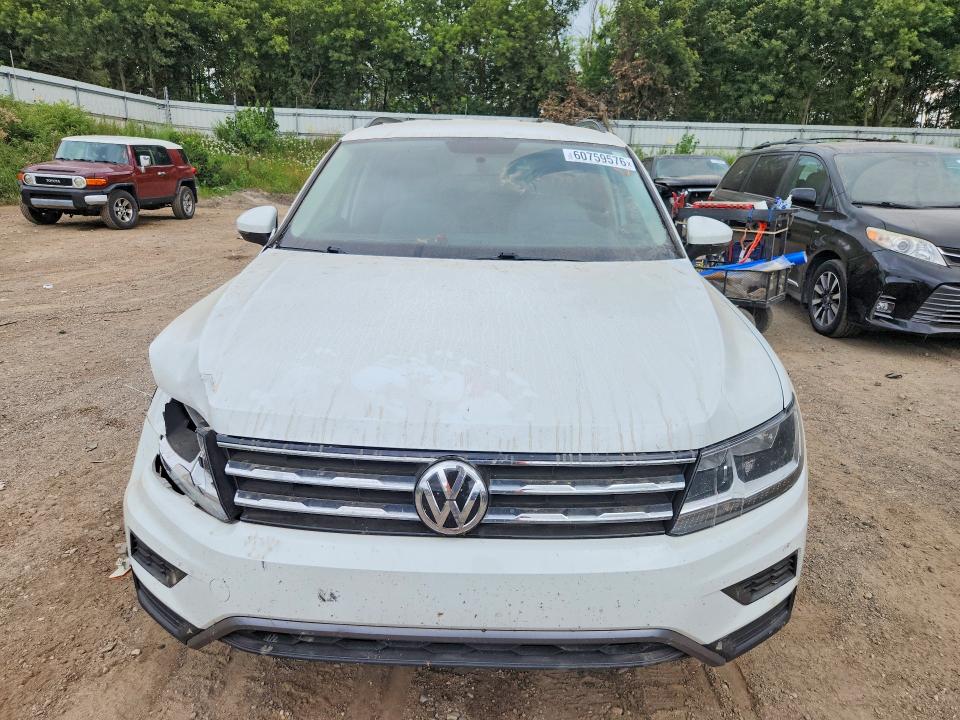 Продажа на аукционе авто 2021 Volkswagen Tiguan, vin: 3VV1B7AX5MM043689, номер лота: 60759576