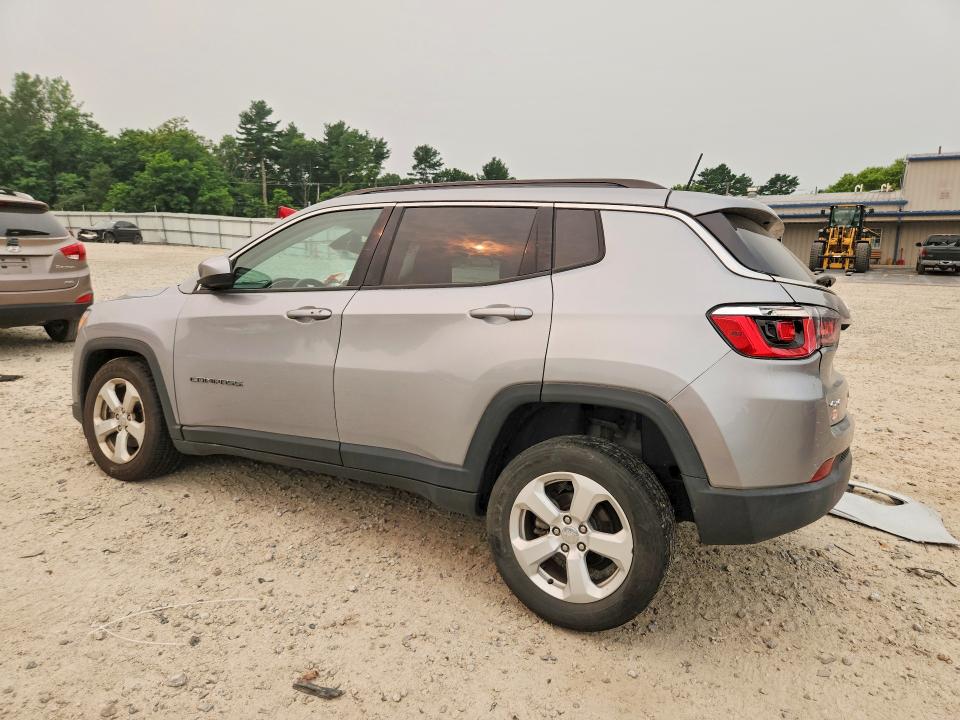 60738976 :رقم المزاد ، 3C4NJDBB0HT646520 vin ، 2017 Jeep Compass مزاد بيع