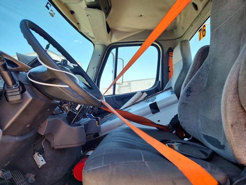 Aukcja sprzedaży 2015 Freightliner M2, vin: 1FUBC5CY1FHGK0778, numer aukcji: 61968776