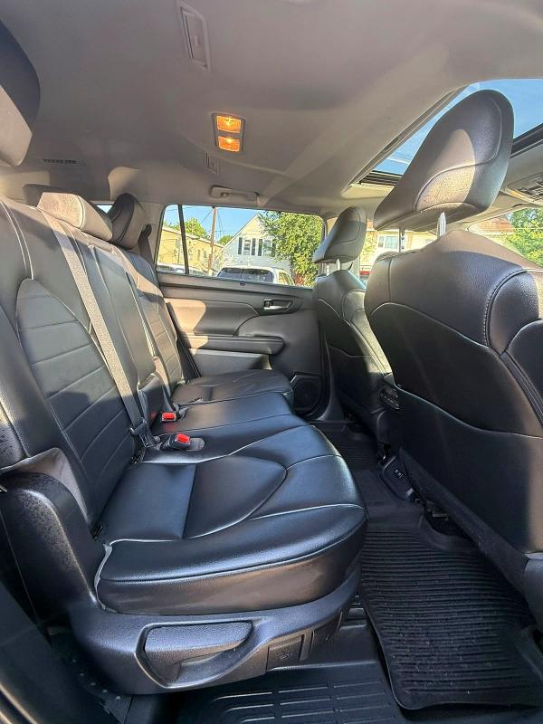 60928286 :رقم المزاد ، 5TDHZRBH6LS010646 vin ، 2020 Toyota Highlander مزاد بيع