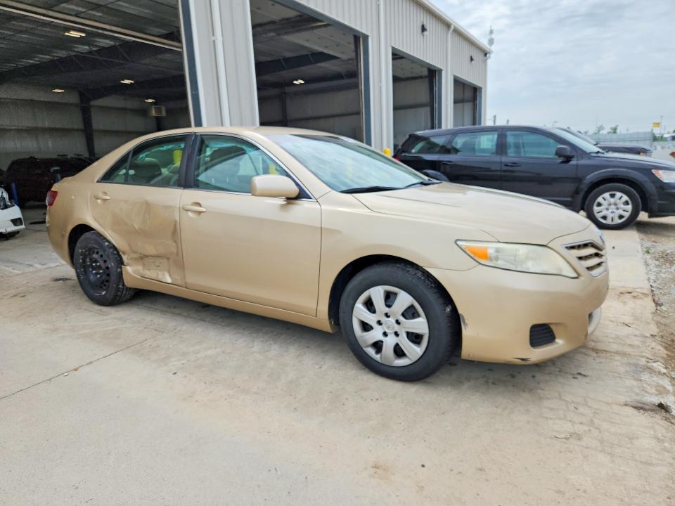 2011 Toyota Camry მანქანა იყიდება აუქციონზე, vin: 4T1BF3EK7BU716887, აუქციონის ნომერი: 63416956