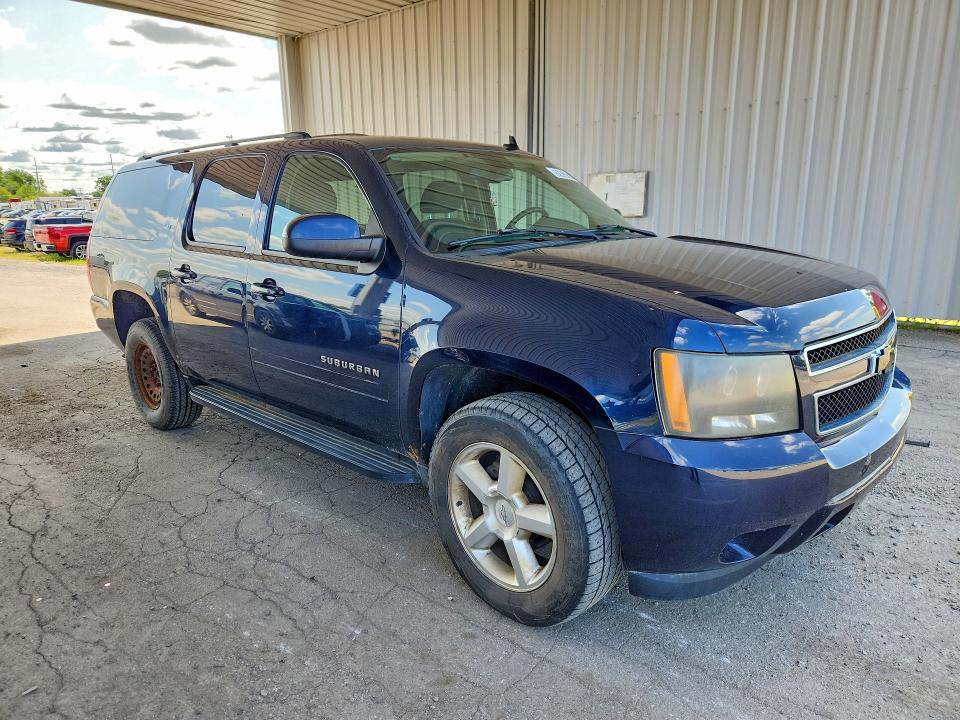 Продажа на аукционе авто 2008 Chevrolet Suburban, vin: 3GNFK16308G174936, номер лота: 62289806