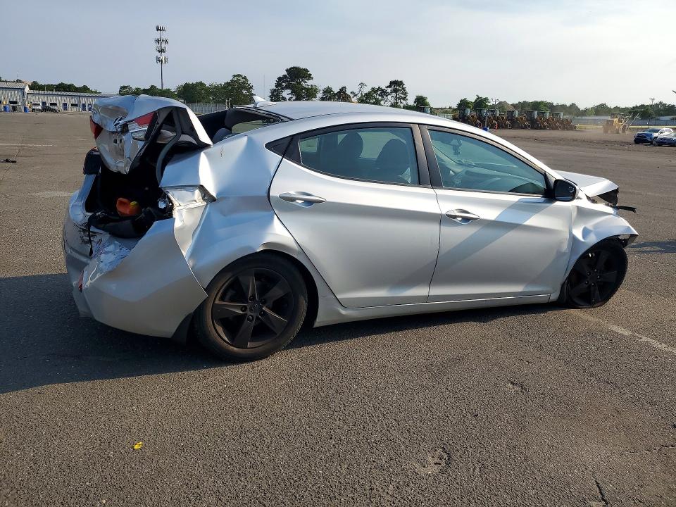 2013 Hyundai Elantra მანქანა იყიდება აუქციონზე, vin: 5NPDH4AE7DH195633, აუქციონის ნომერი: 61305866