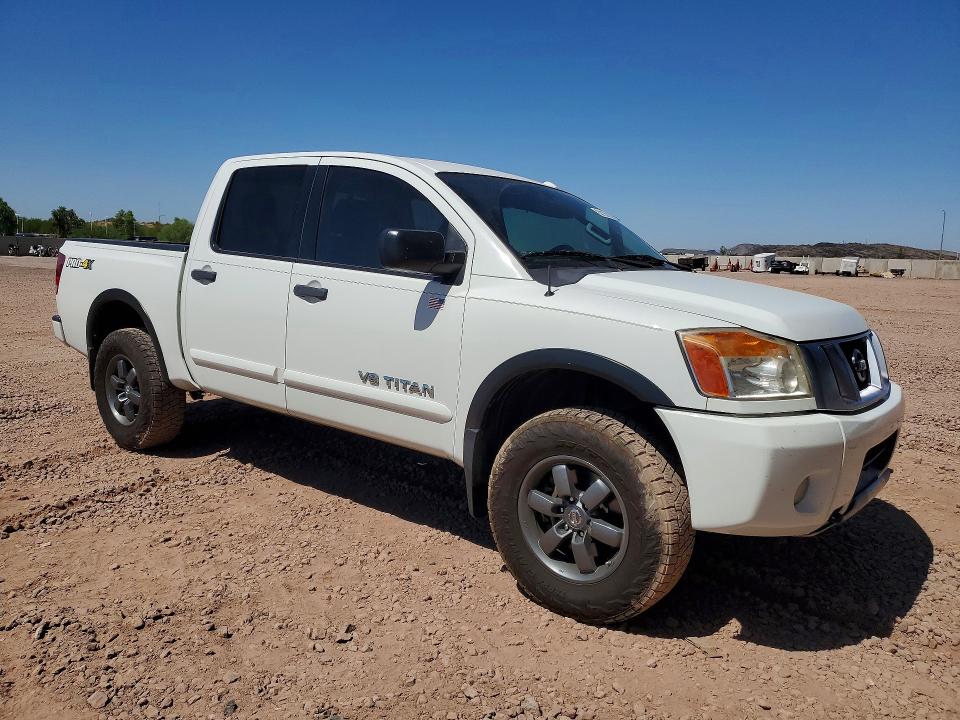 58130126 :رقم المزاد ، 1N6BA0EC7FN514879 vin ، 2015 Nissan Titan مزاد بيع