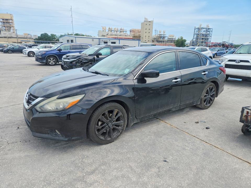 2017 Nissan Altima მანქანა იყიდება აუქციონზე, vin: 1N4AL3AP1HC293285, აუქციონის ნომერი: 59255886